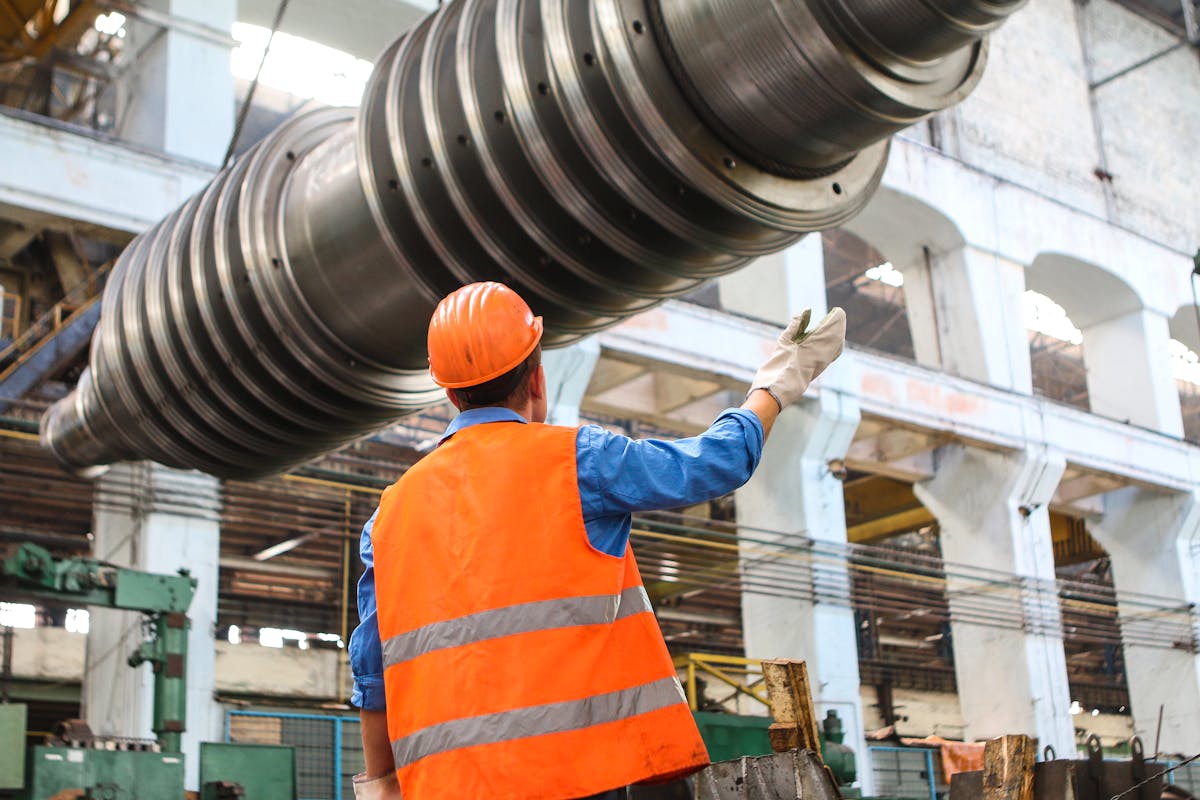 Stahlträger im Materiallager